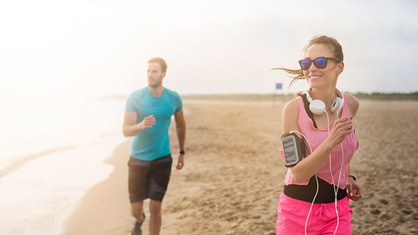 商家自播和达人直播有什么不同？优劣对比